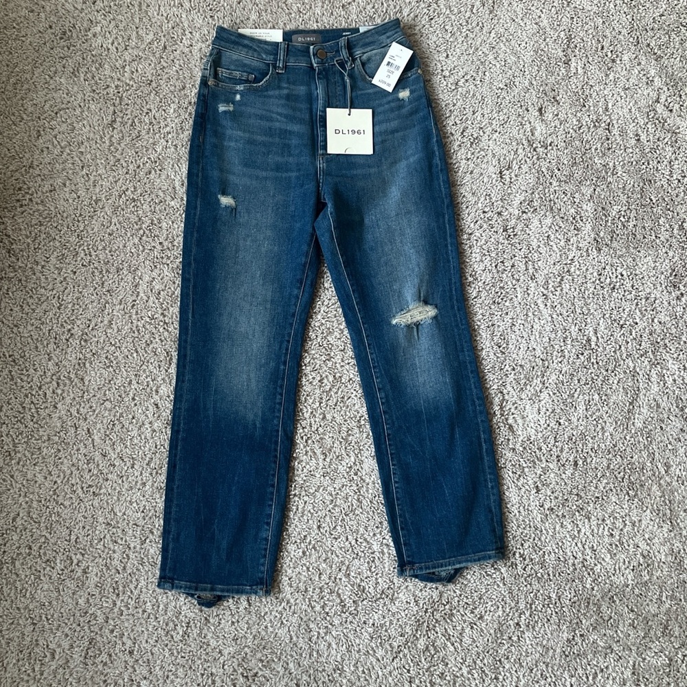 DL1961 High Rise Vintage Straight Woman Denim Jeans